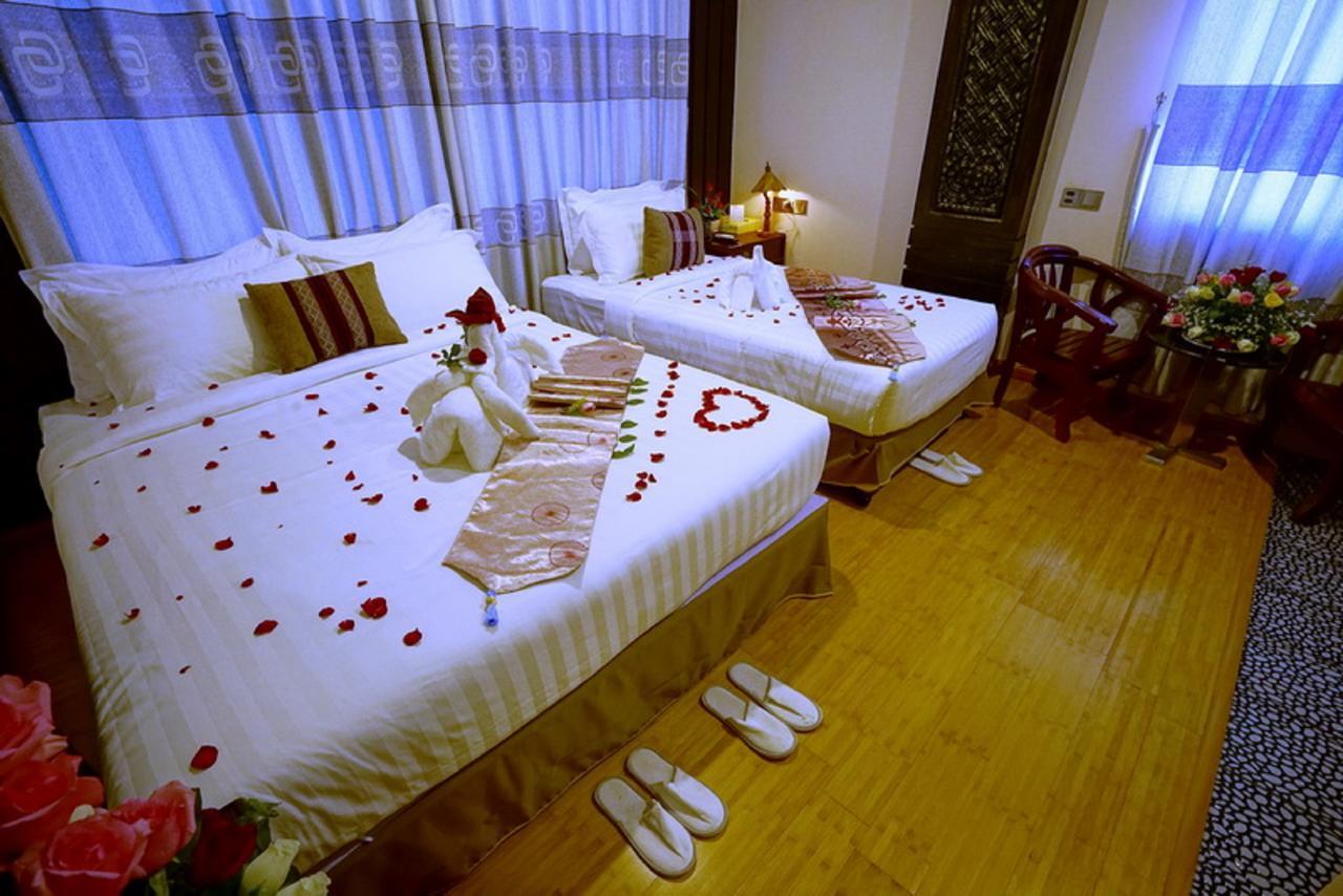 Hotel Boss - Mandalaj Kültér fotó