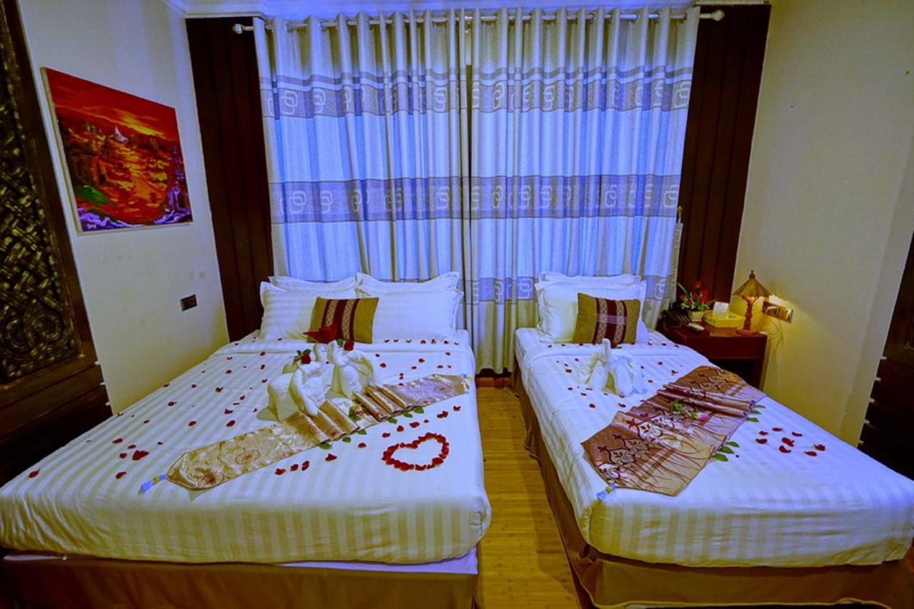 Hotel Boss - Mandalaj Kültér fotó