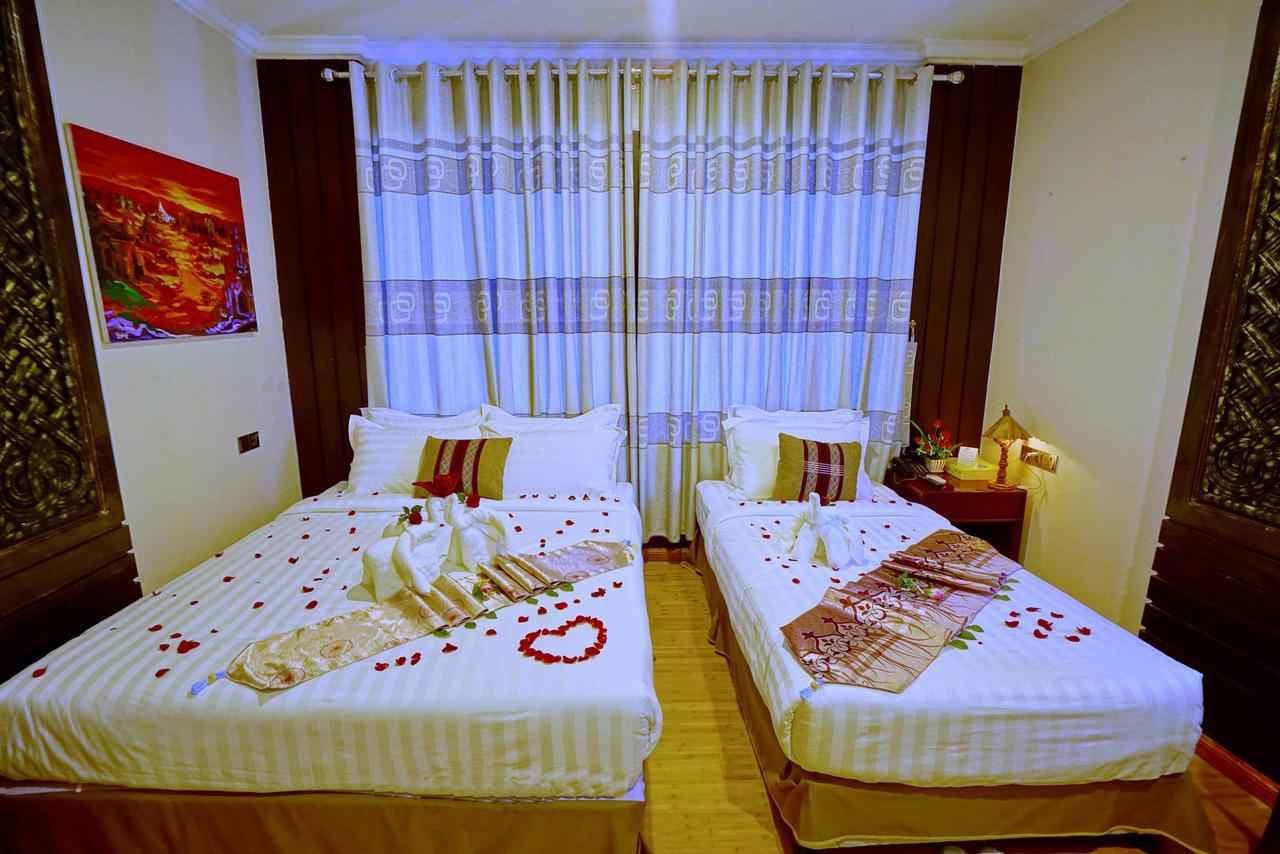 Hotel Boss - Mandalaj Kültér fotó