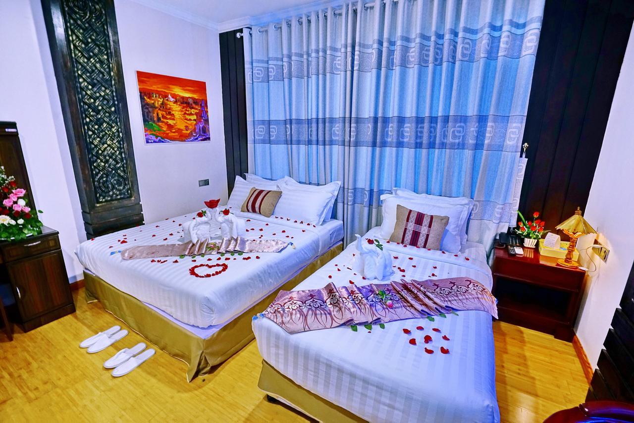 Hotel Boss - Mandalaj Kültér fotó